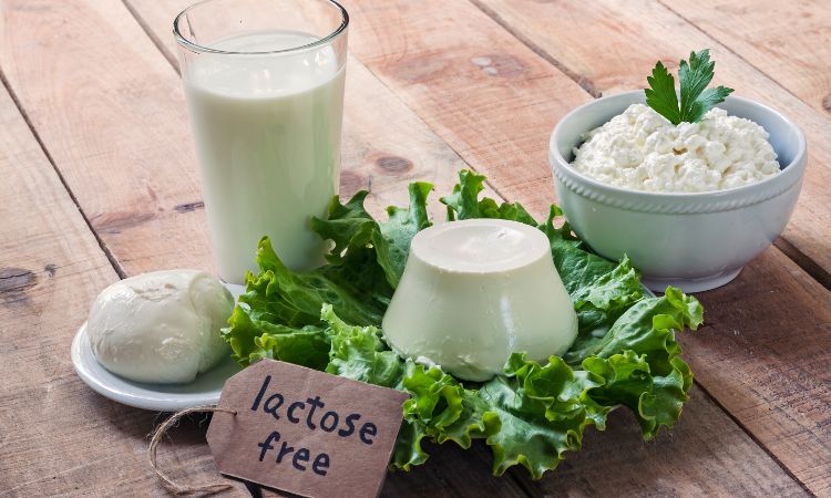 Không nên ăn uống thực phẩm chứa lactose